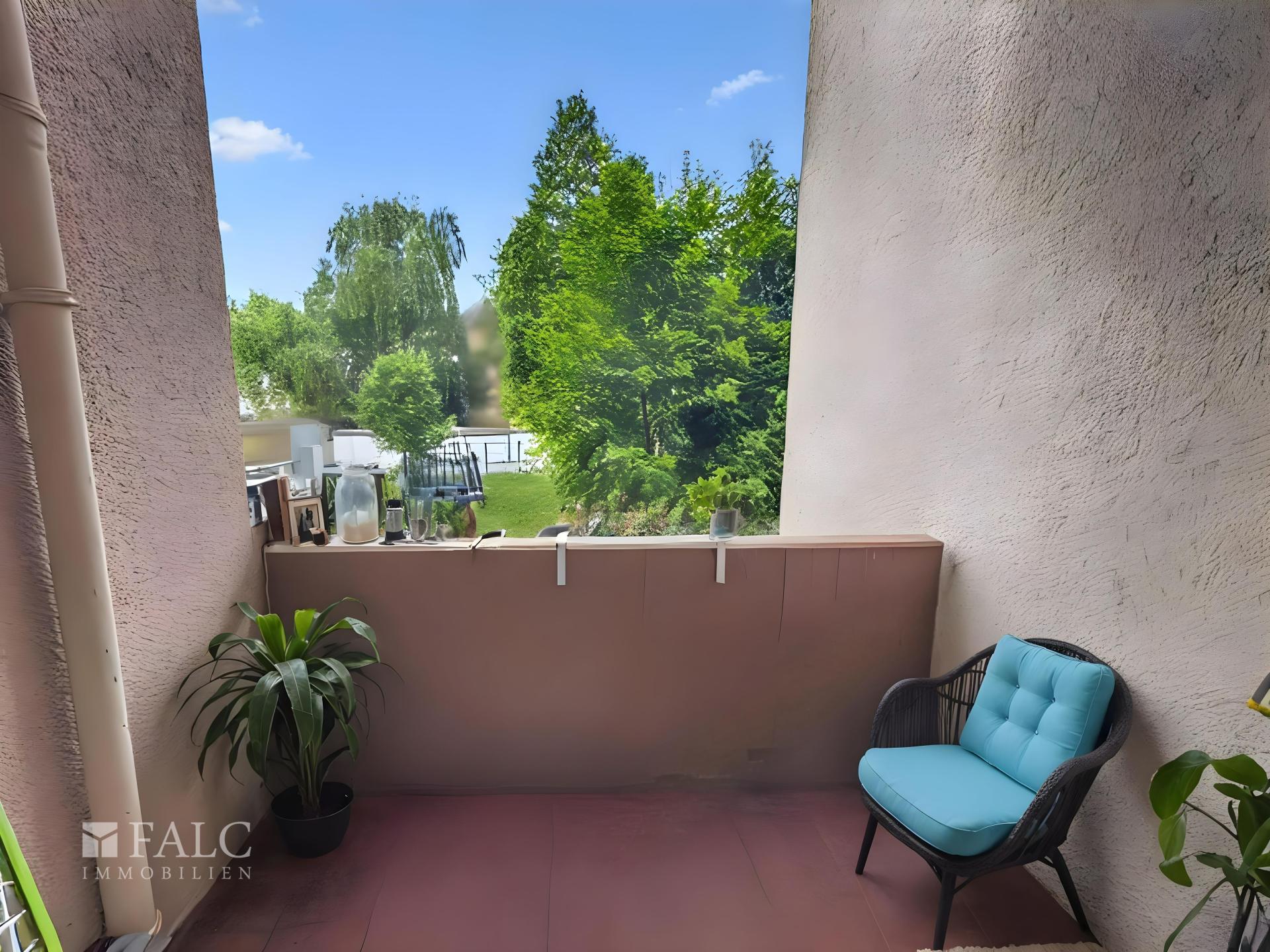 Balkon 2.OG rechts